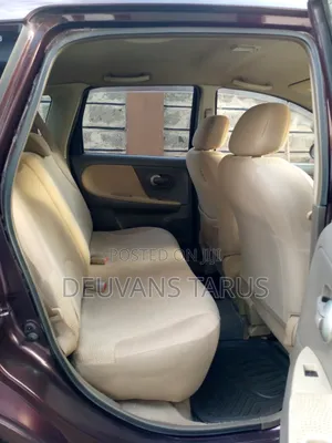 Nissan Note 2010 Maroon