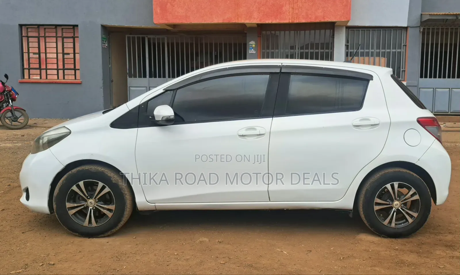 Toyota Vitz 2012 White