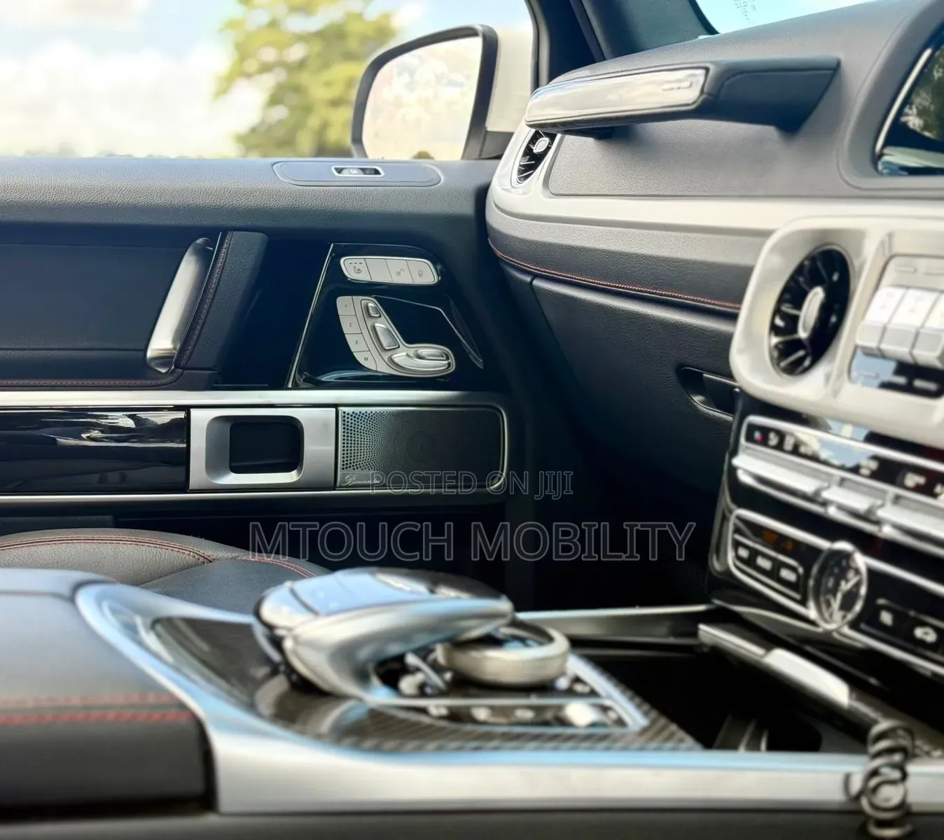 Mercedes-Benz G-Class 2019 White