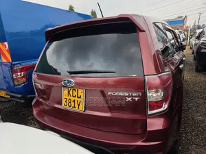 Subaru Forester 2010 Maroon
