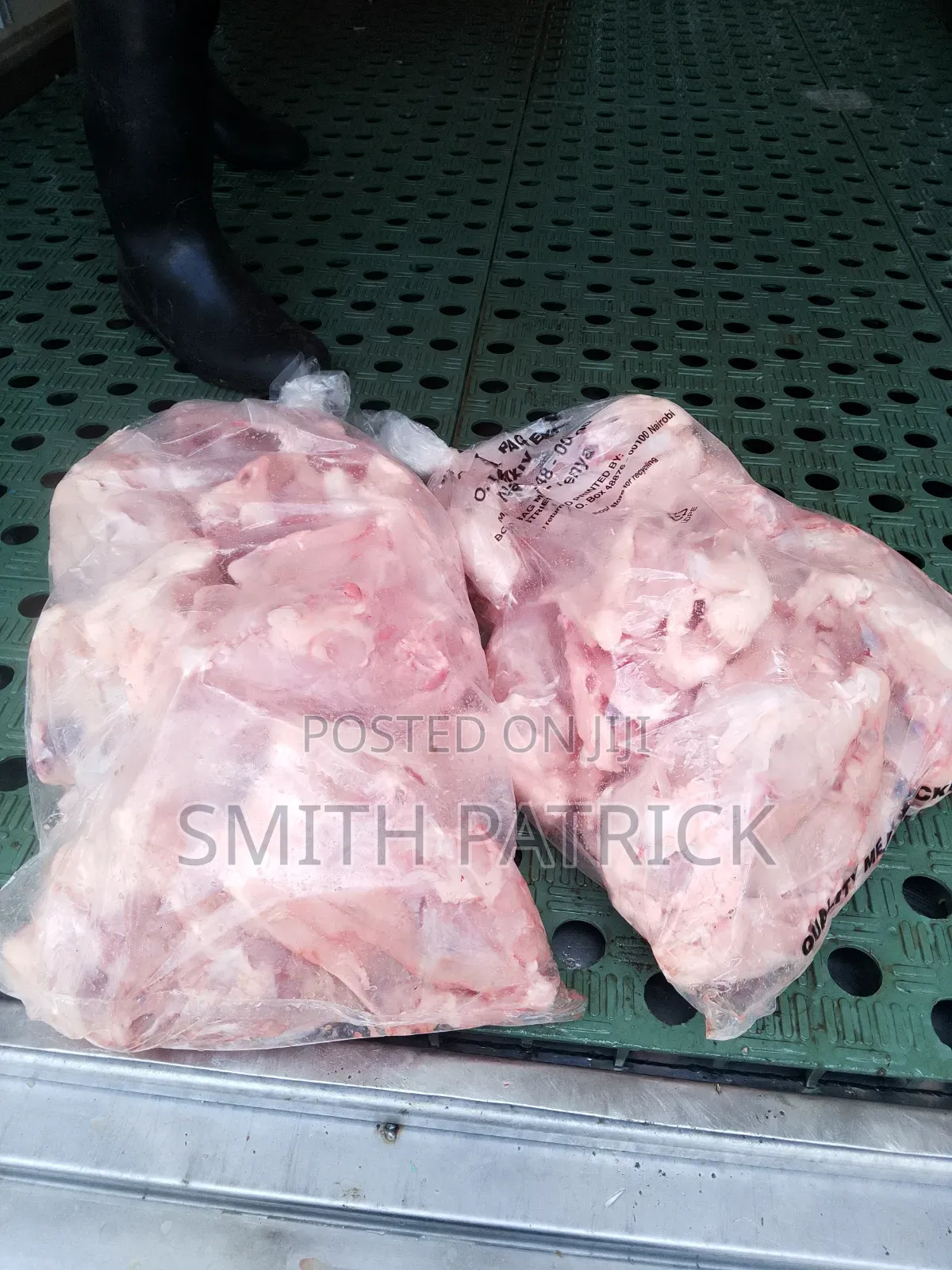 Farm-Fresh Chicken Backs
