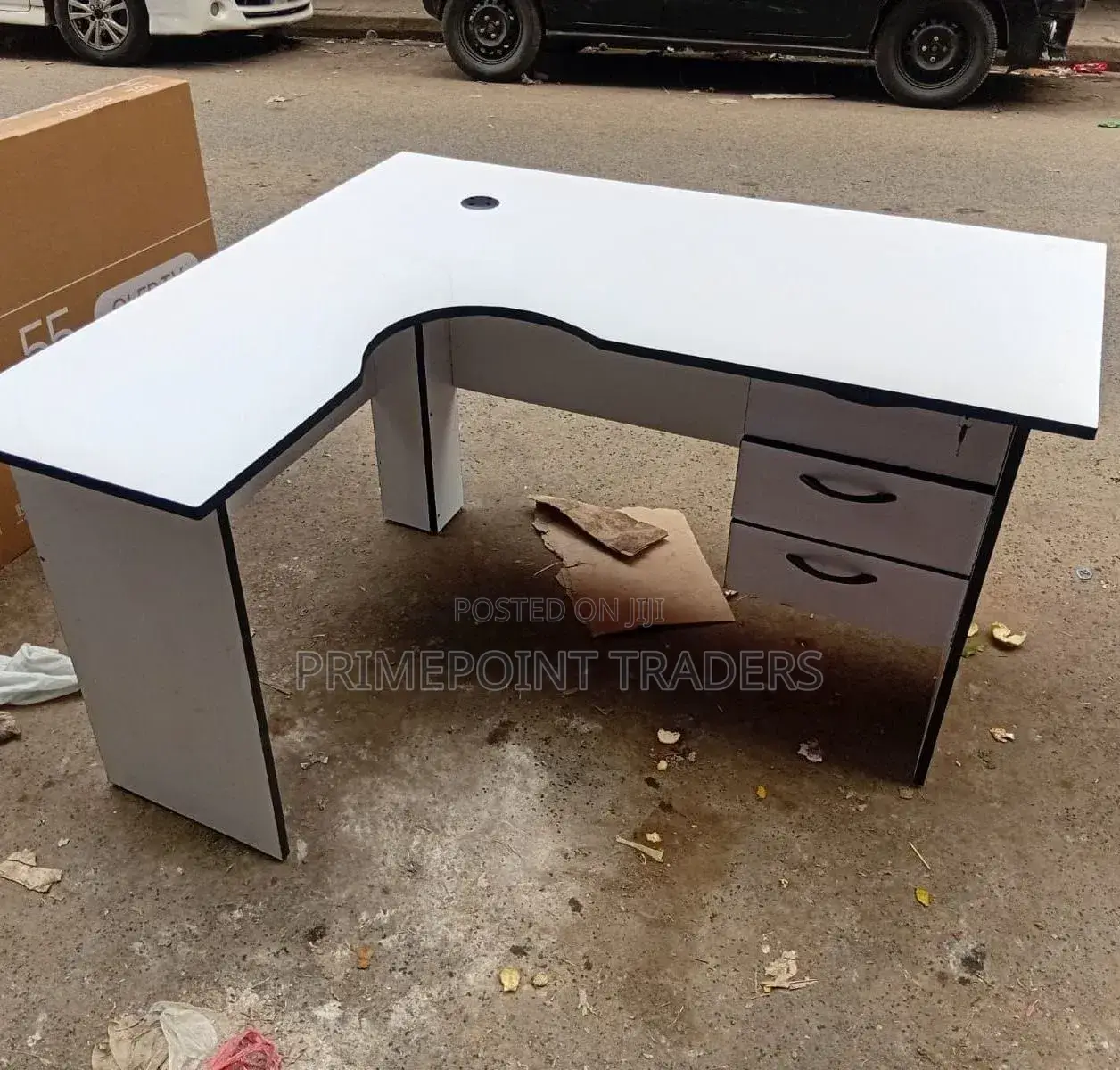 1.2m L-Shaped Home Office Desk With Spacious Work Surface