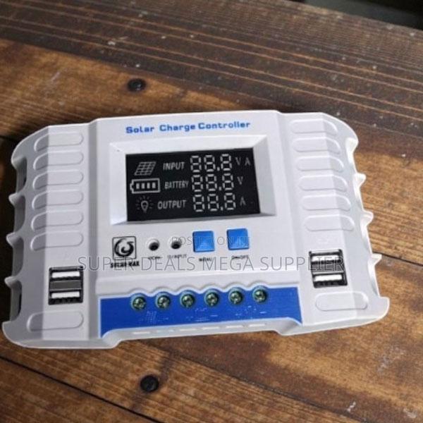 Plug and Play 12v/24v 20a PWM Solar Charge Controller