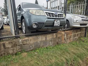 Subaru Forester 2010 Gray