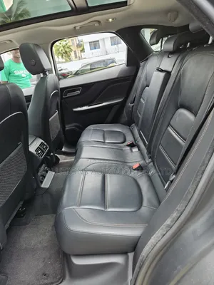 Jaguar F-Pace 2018 White