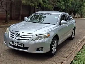 Toyota Camry 2009 Silver