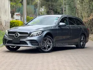 Mercedes-Benz C180 2019 Gray