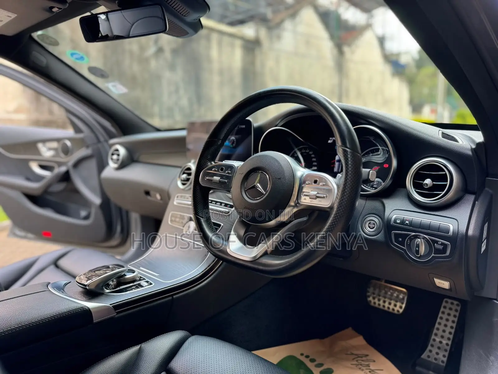 Mercedes-Benz C180 2019 Gray