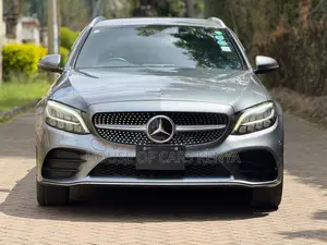 Mercedes-Benz C180 2019 Gray