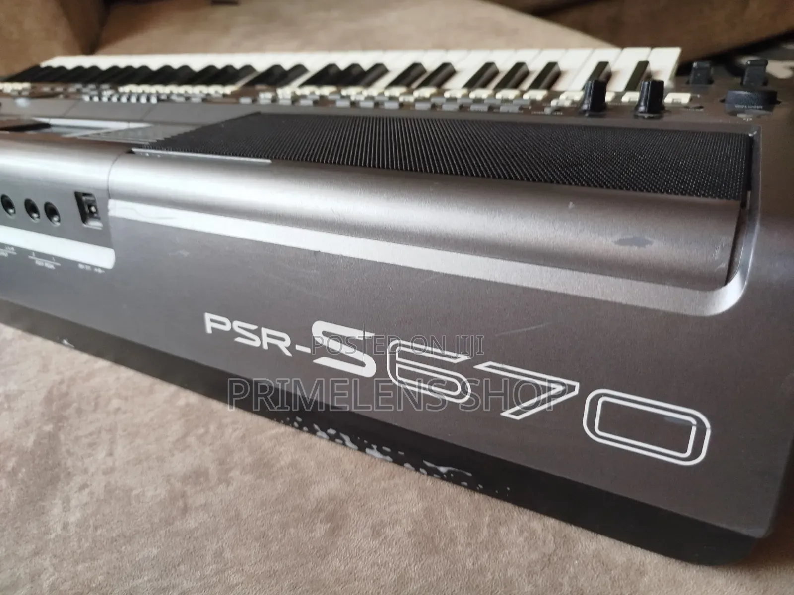 Yamaha PSR 670