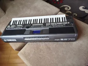 Yamaha PSR 670