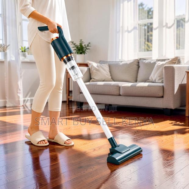 Modern Appearance Rechargeable Cordless Vacuum Cleaners With Suctions