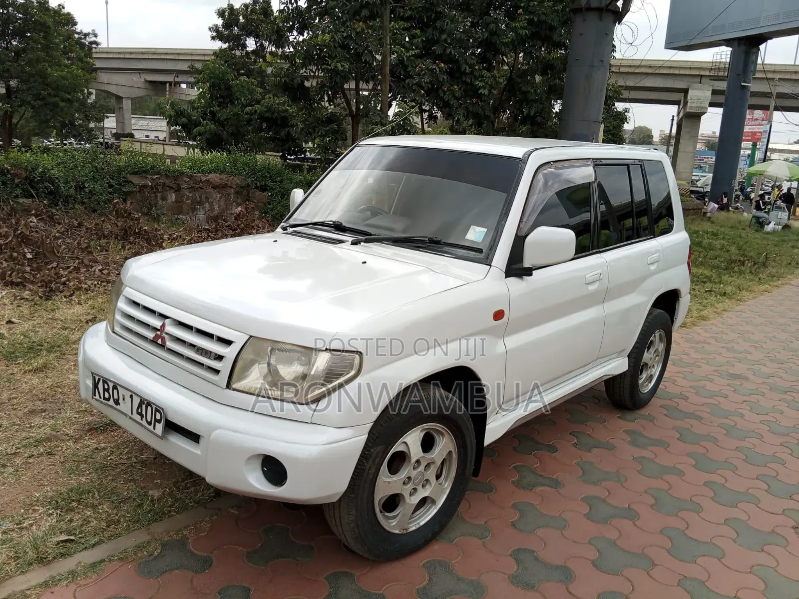 Mitsubishi Pajero 2005 White