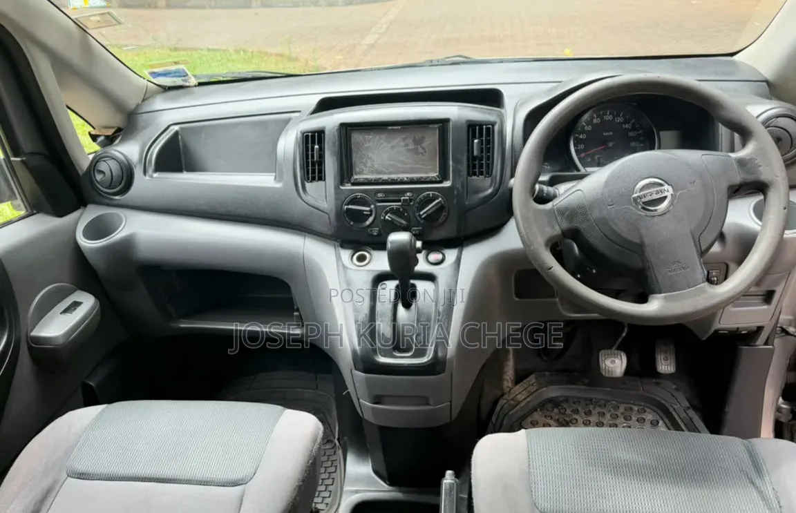 Nissan NV200 2012 Grey