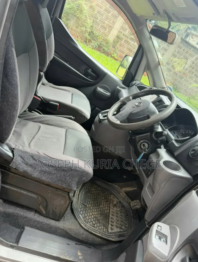 Nissan NV200 2012 Grey