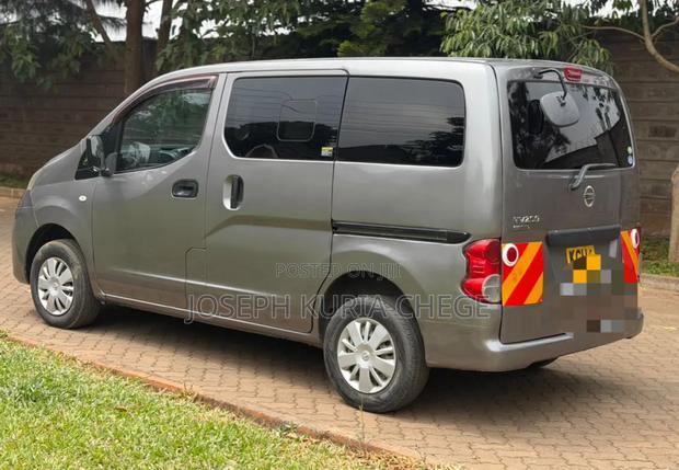 Nissan NV200 2012 Grey - thumbnail 9