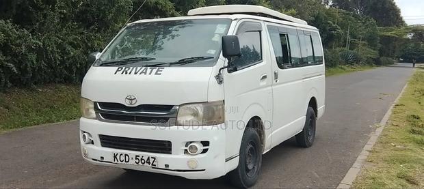 Toyota HiAce 2009 White - thumbnail 2