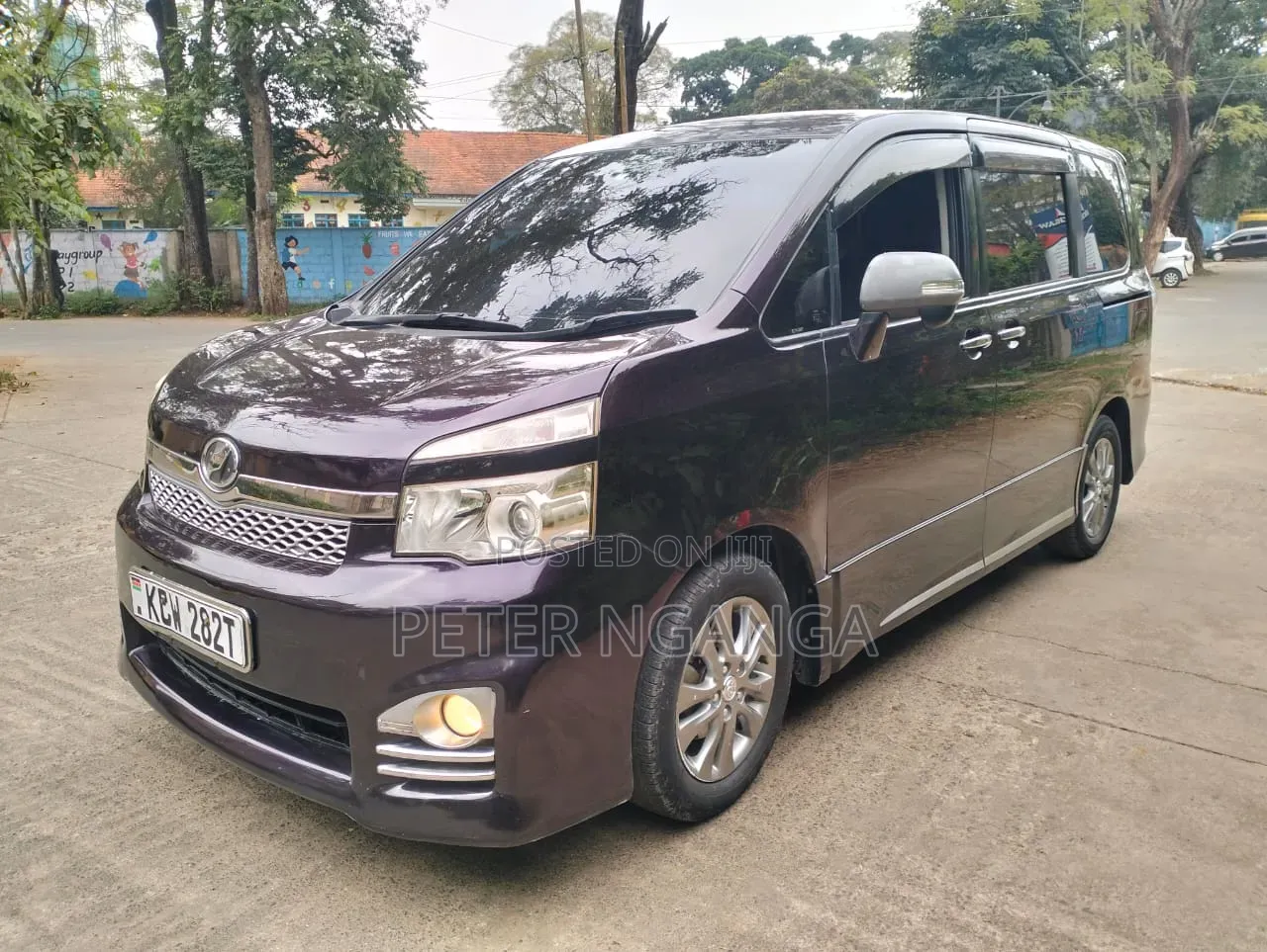 Toyota Voxy 2012 Purple