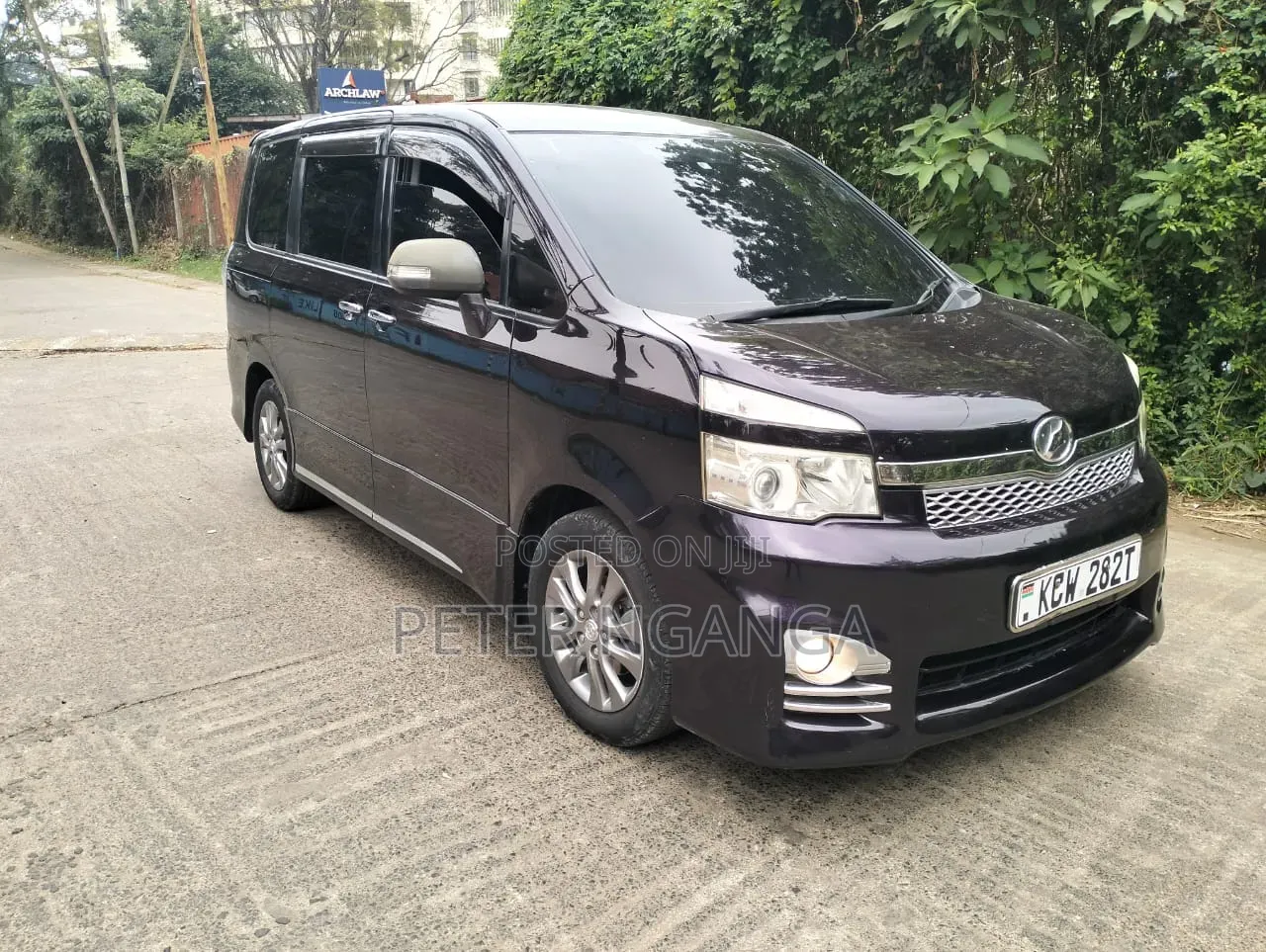 Toyota Voxy 2012 Purple