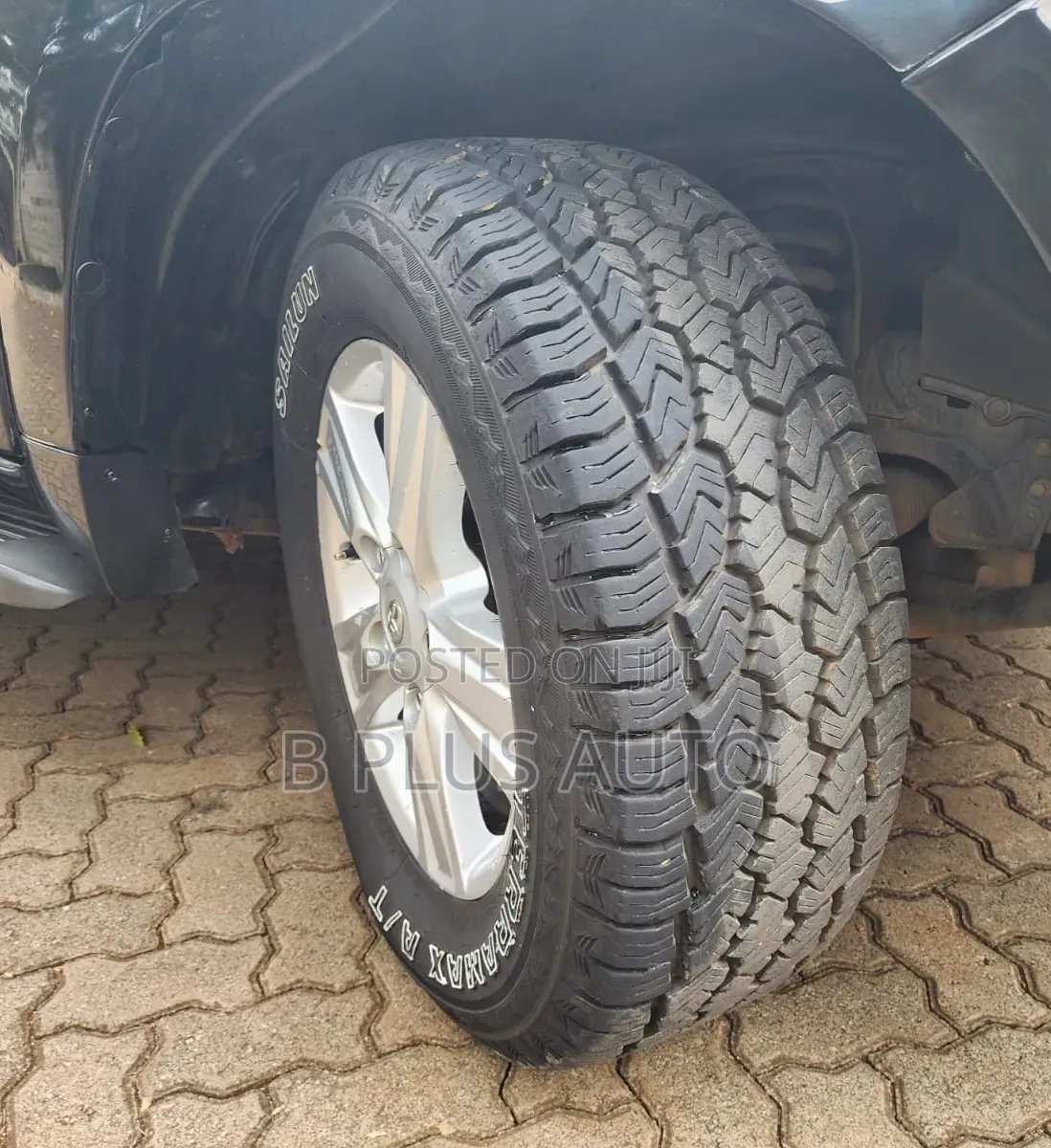 Toyota Land Cruiser 2013 Black