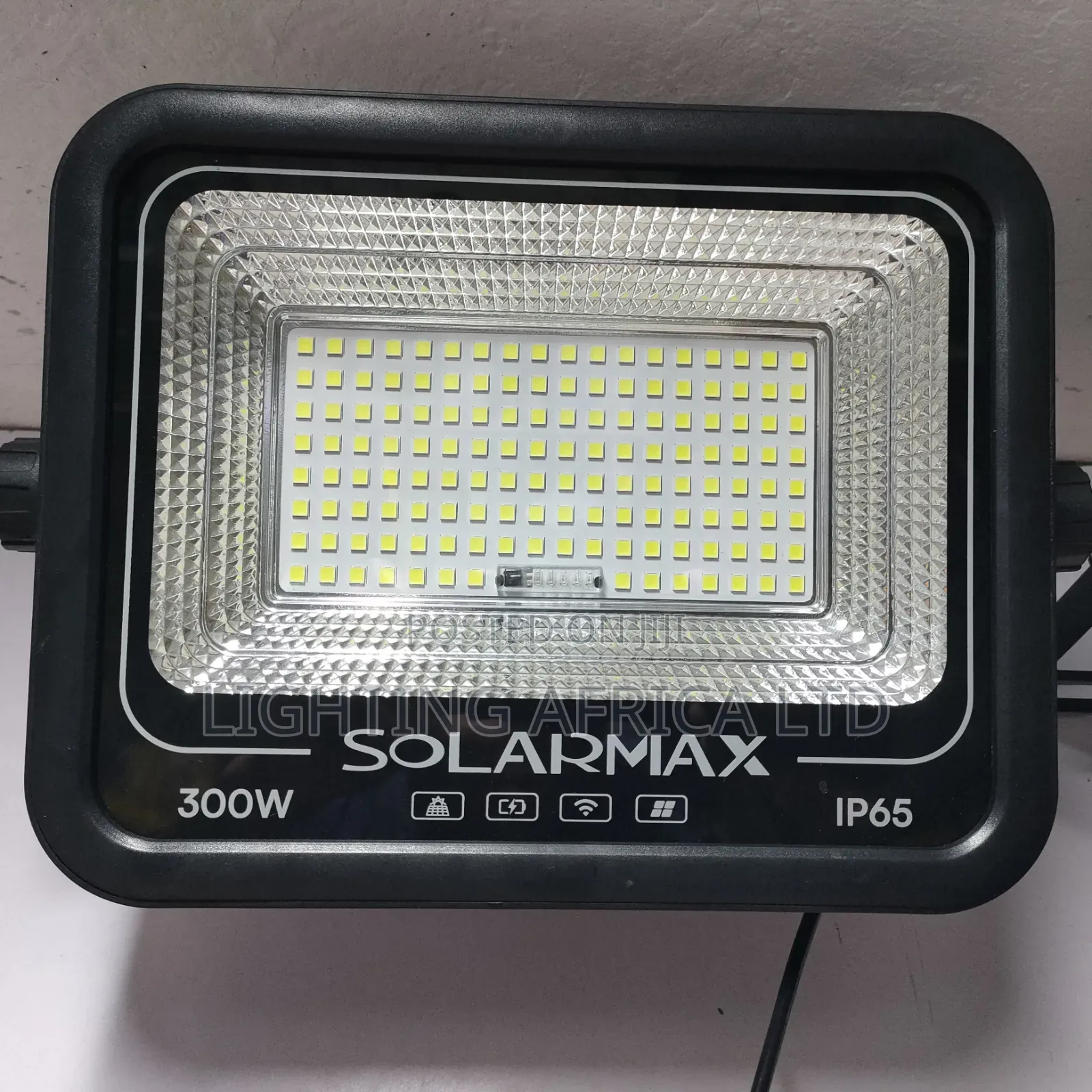300 Watts Solarmax Floodlight Light 11hrs Straight With Bracket