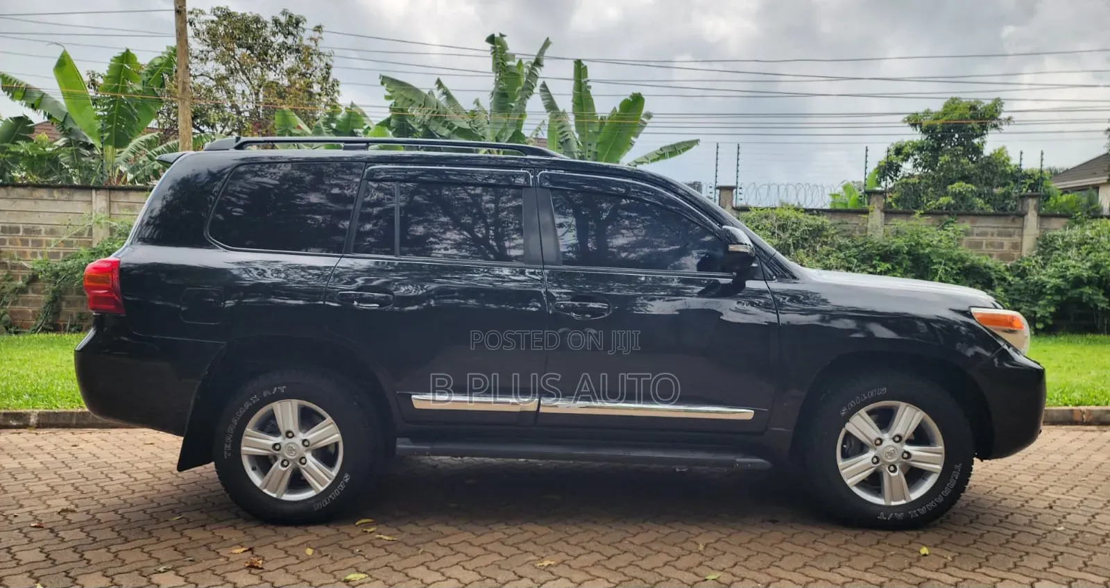 Toyota Land Cruiser 2013 Black