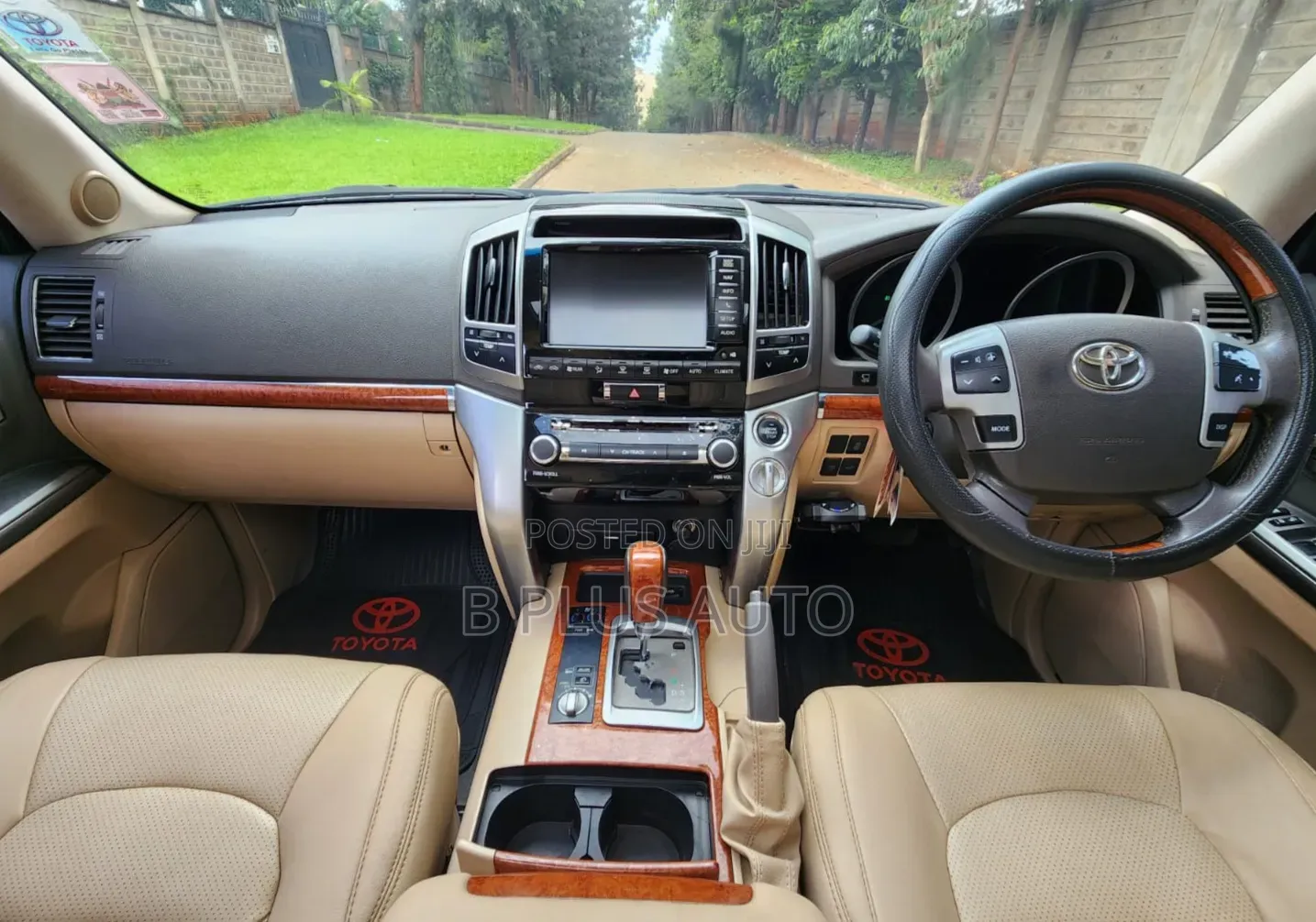 Toyota Land Cruiser 2013 Black