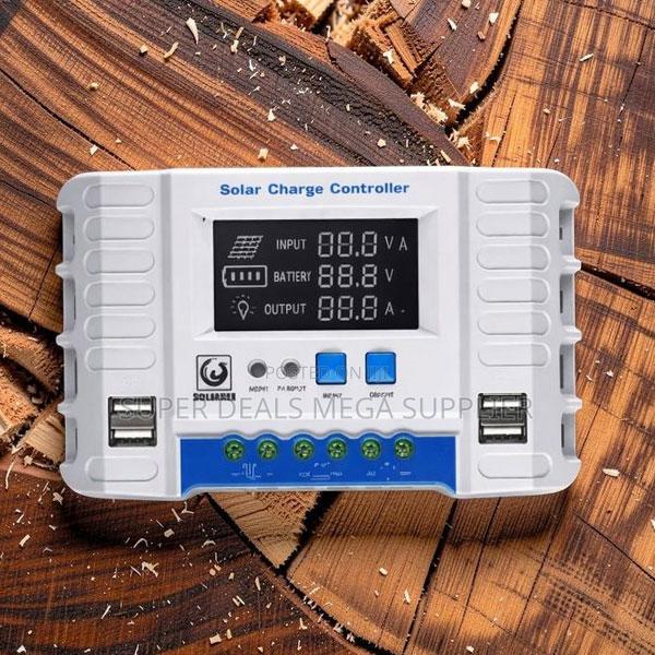 Efficient and Convenient 12v/24v 20a PWM Solar Controller