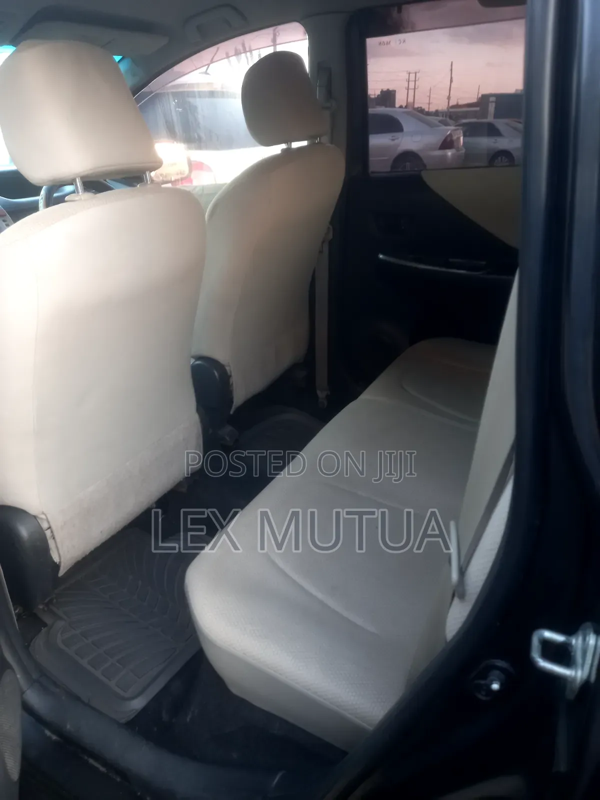 Toyota Ractis 2009 Brown