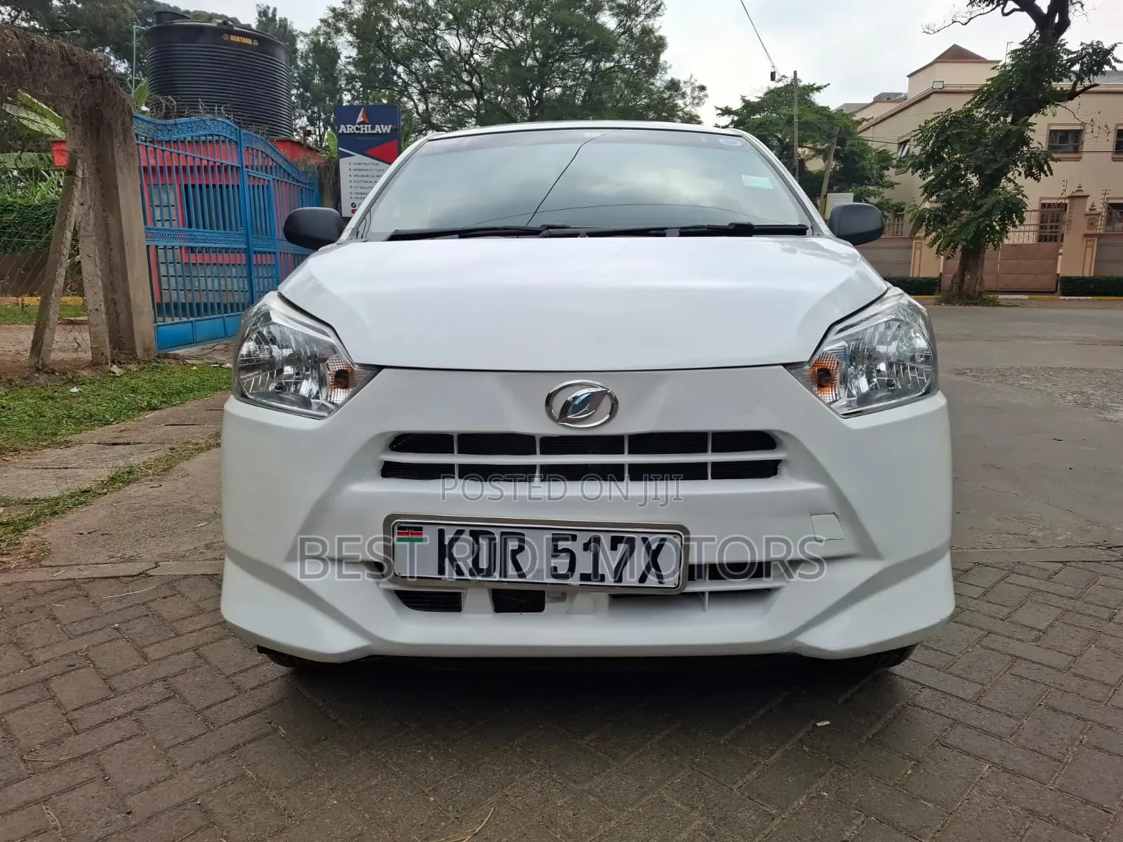 Daihatsu Mira 2017 White