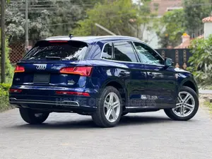 Audi Q5 2018 Blue