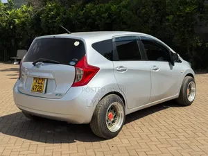 Nissan Note 2013 Silver