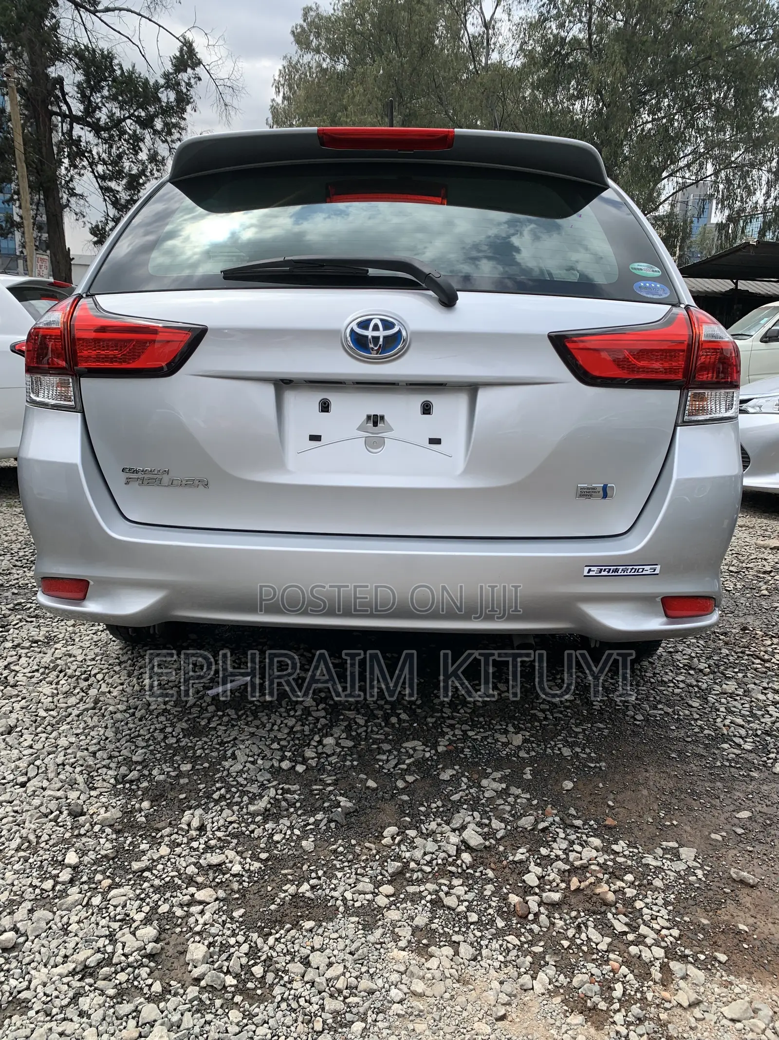 Toyota Corolla Fielder 2018 Silver