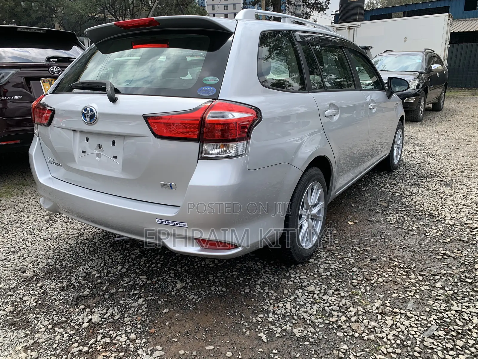 Toyota Corolla Fielder 2018 Silver