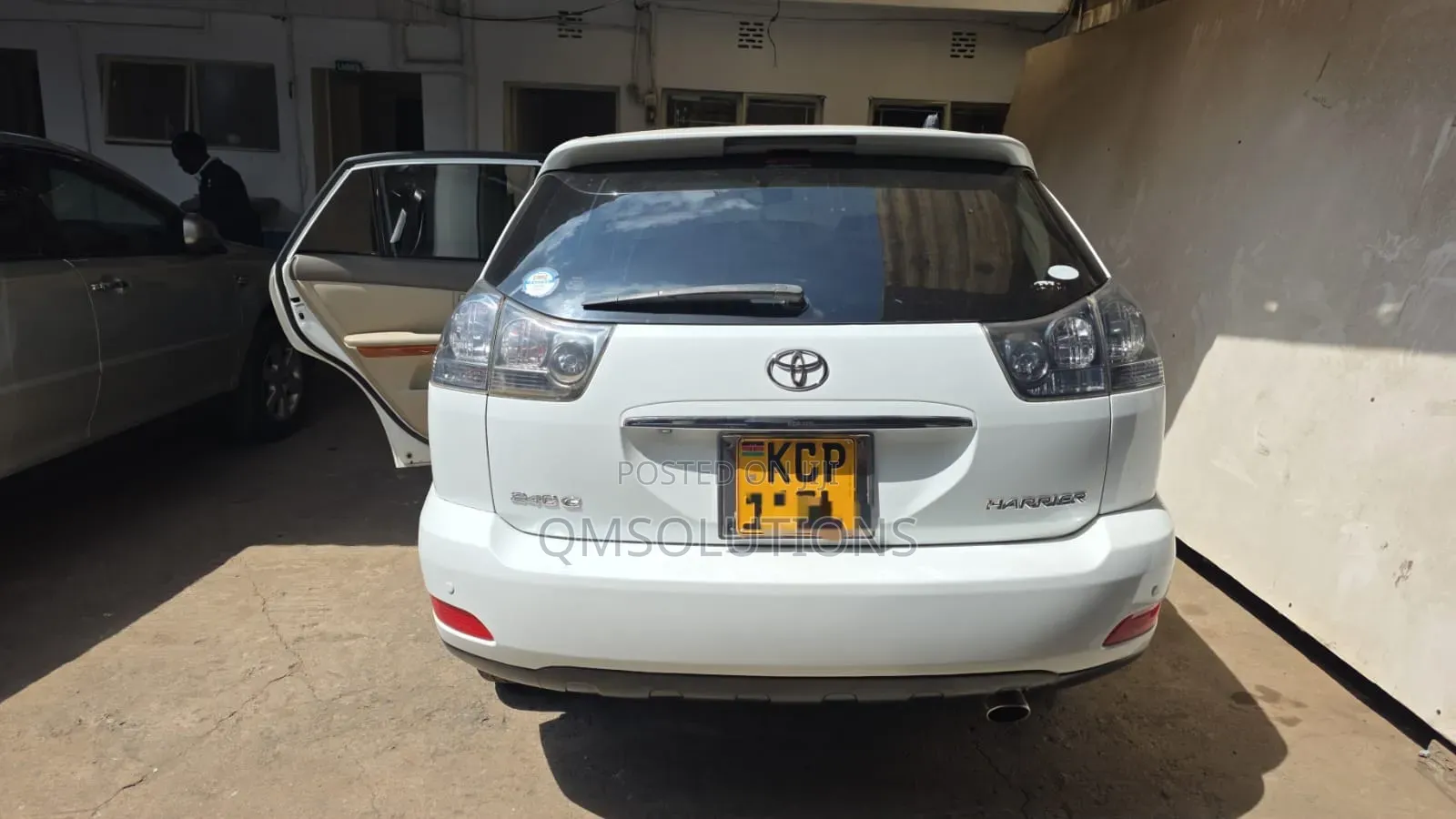 Toyota Harrier 2.4 2011 Black