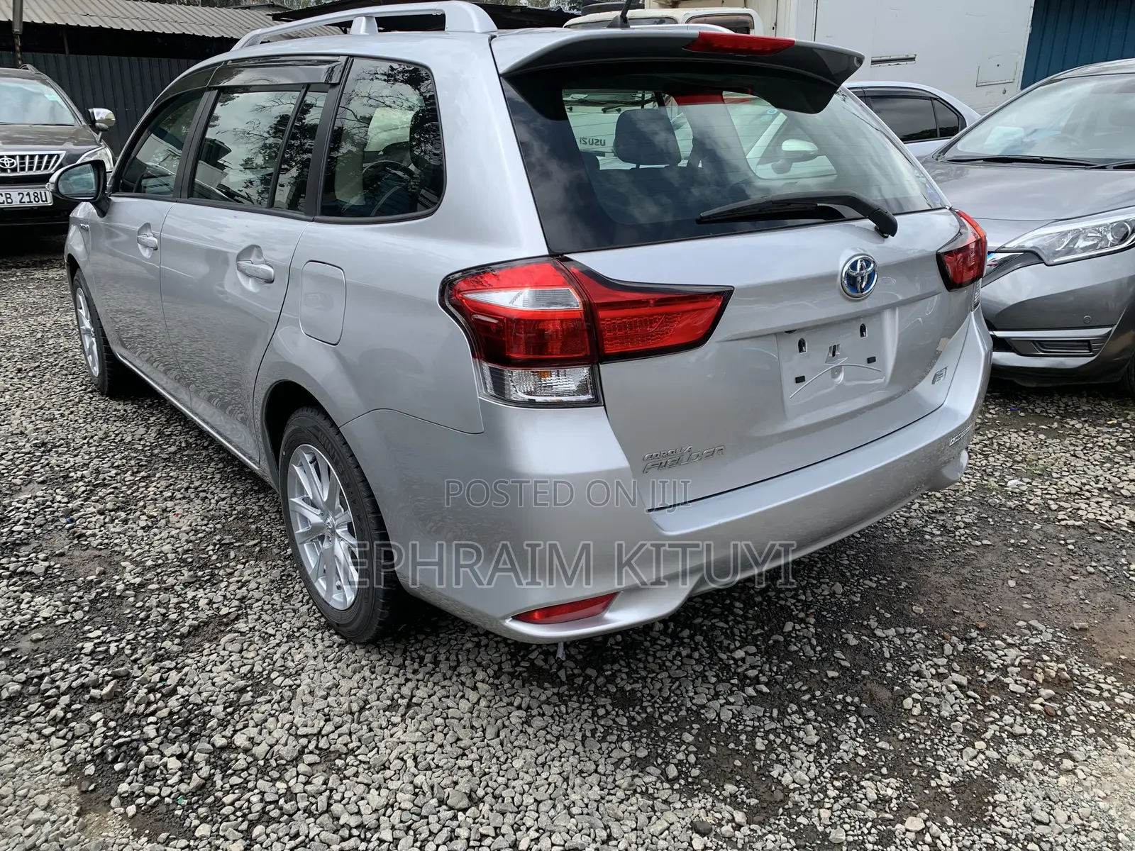 Toyota Corolla Fielder 2018 Silver