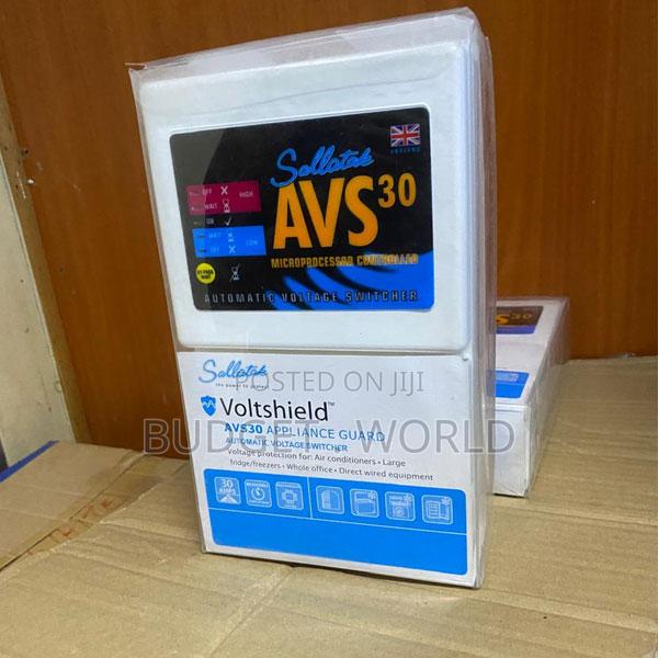 Sollatek Avs30 30a Automatic Voltage Protector for Home Office