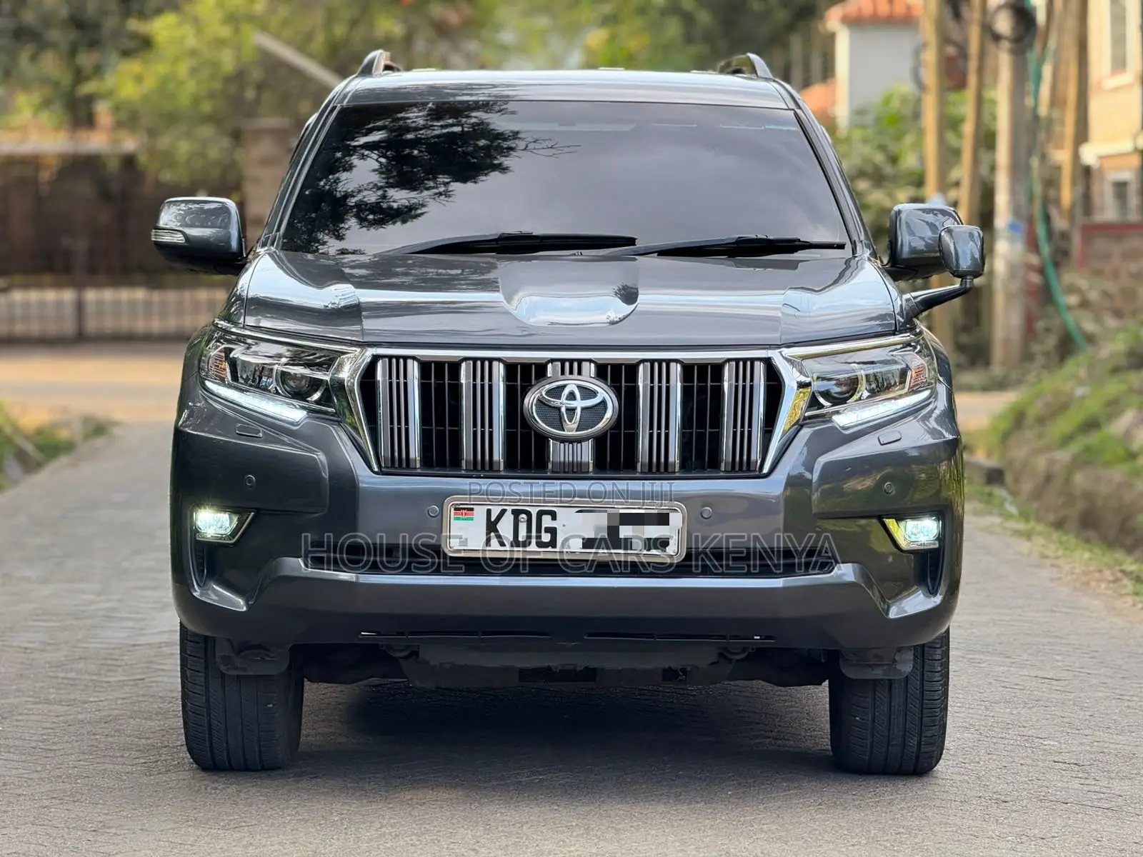 Toyota Land Cruiser Prado 2014 Gray