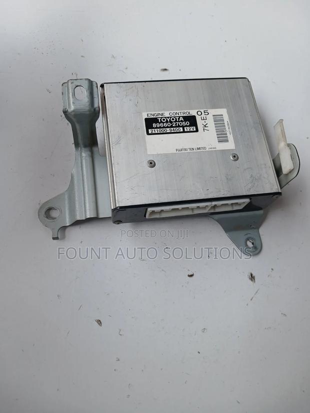 Engine Control Unit Toyota Townace Van 2007 - main view