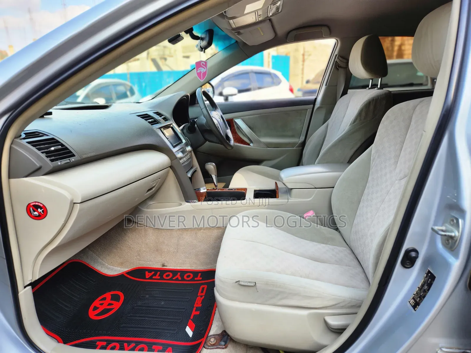 Toyota Camry 2011 Silver