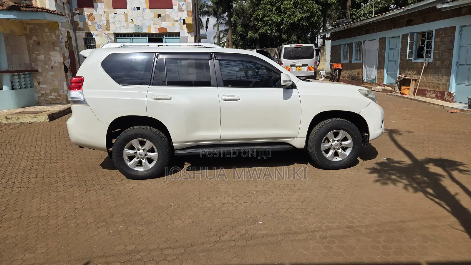 Toyota Land Cruiser Prado 2.7 i 2010 Pearl