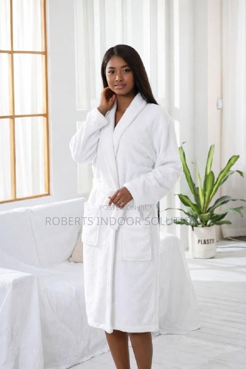 Snuggly Unisex Coral Fleece Lounge Robe
