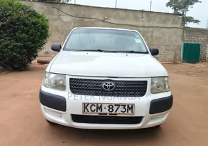 Toyota Succeed 2010 Off white