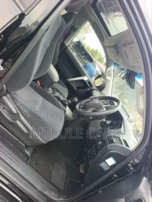 Toyota Land Cruiser Prado 2019