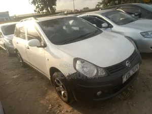 Nissan Advan 2015 White