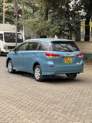 Toyota Wish 2010 Blue