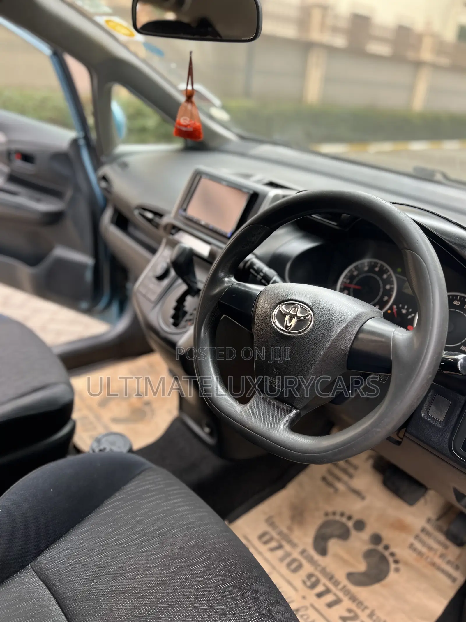 Toyota Wish 2010 Blue