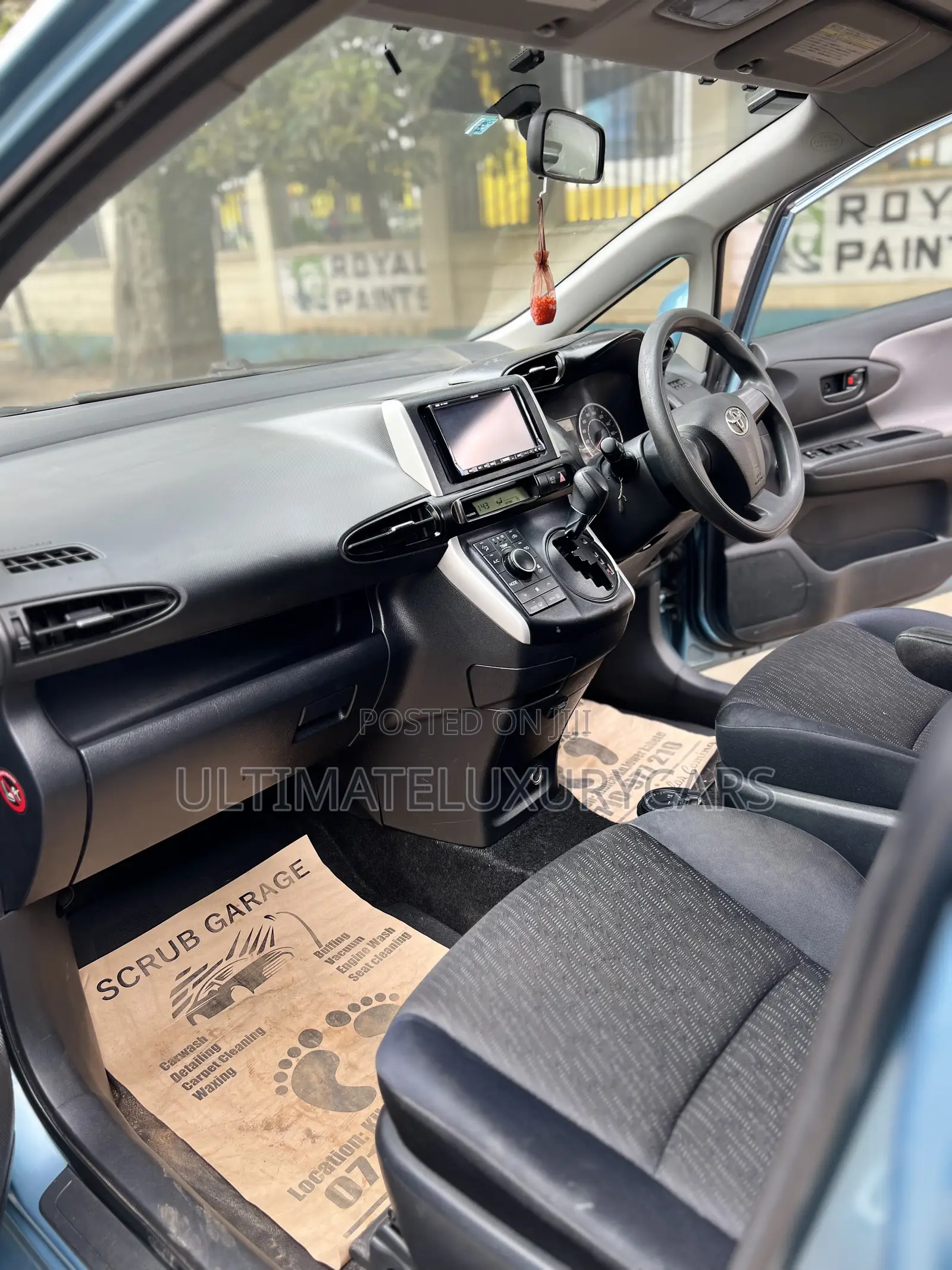 Toyota Wish 2010 Blue