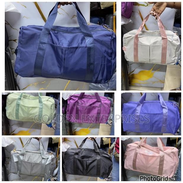 Gym Duffle Bag With Shoe Compartment - thumbnail 2
