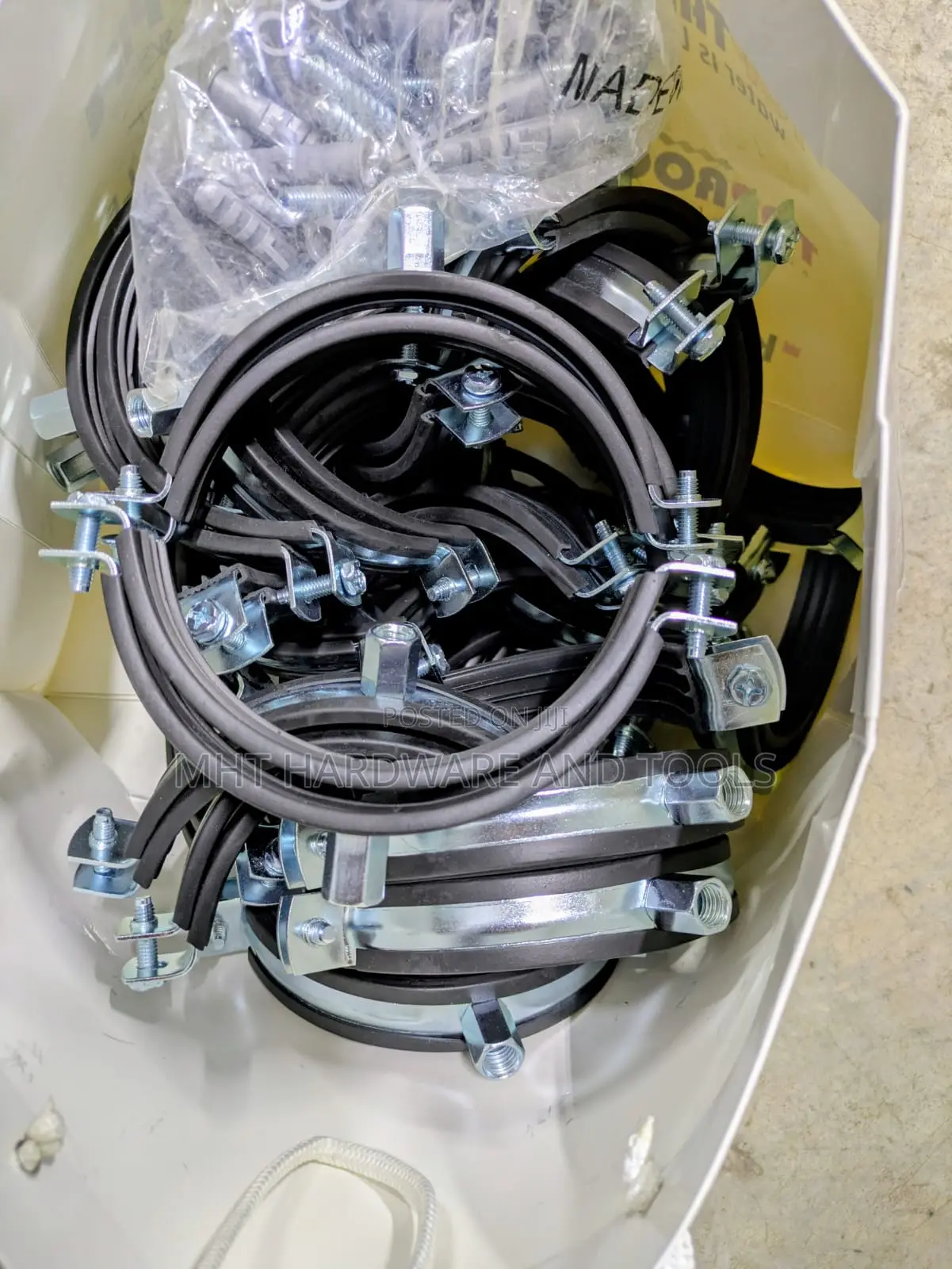 Rubber Pipe Clamp 2"